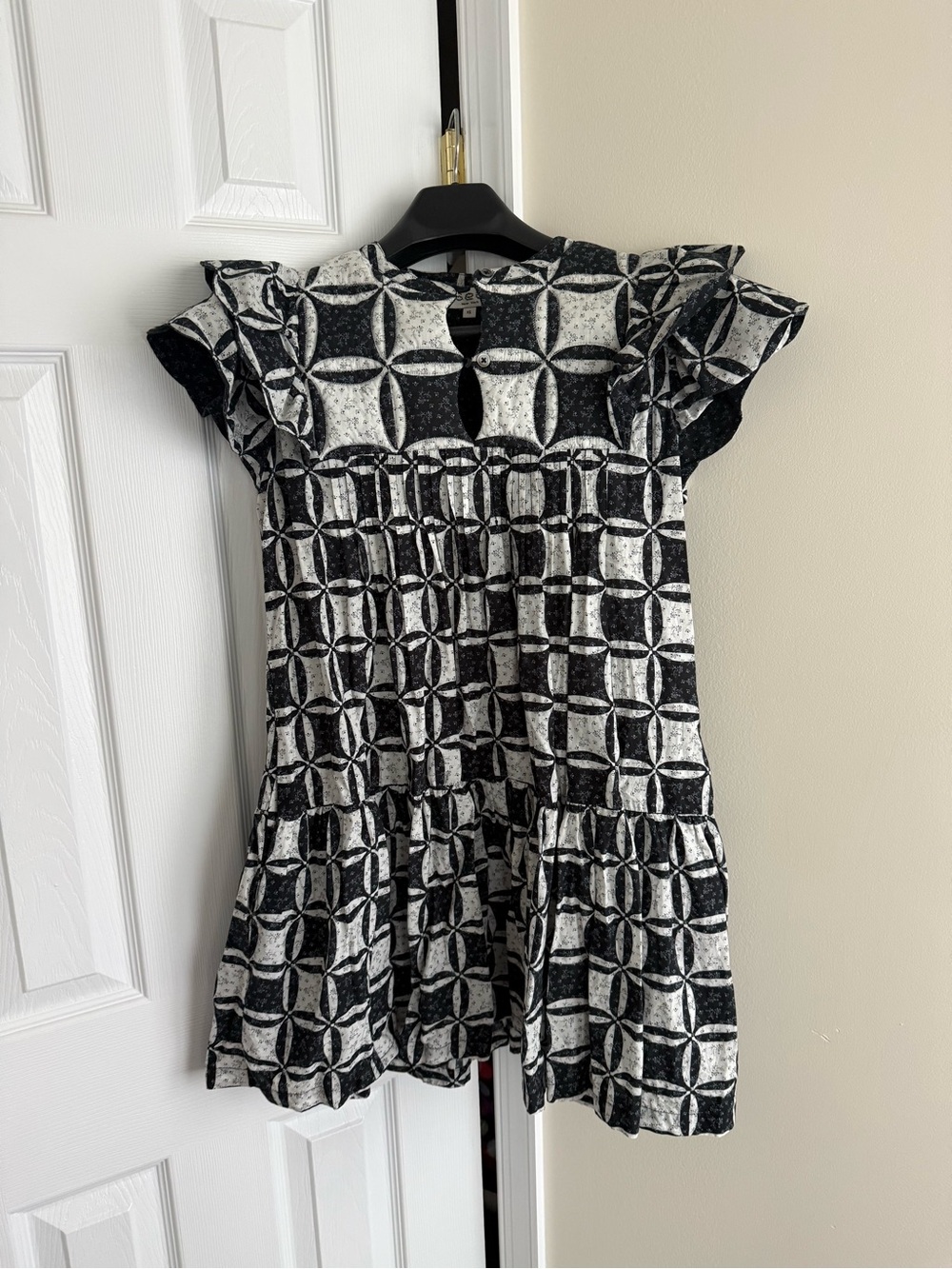 Sea New York Black & White Patterned Ruffle-Sleeve Dress